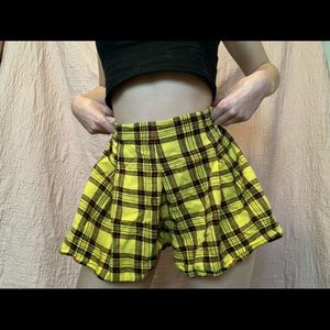 plaid shorts